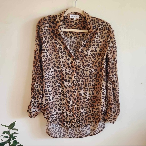 BELLA DAHL Leopard Spot Long Sleeve Shirt - Picture 2 of 6